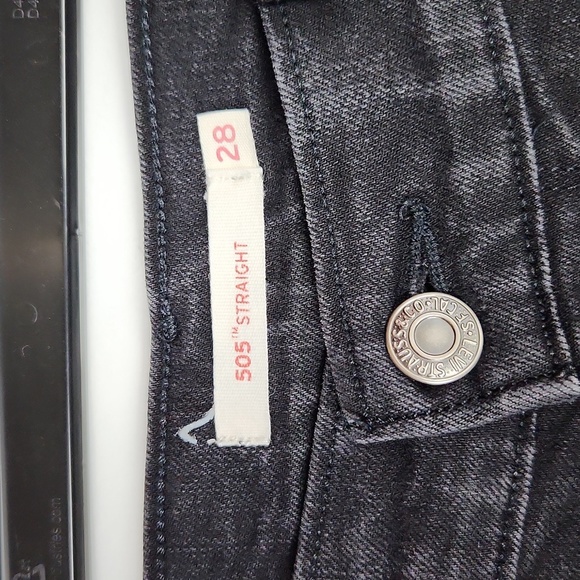 Women's 505 Straight Leg Jeans by Levi's size 28 - Picture 2 of 8